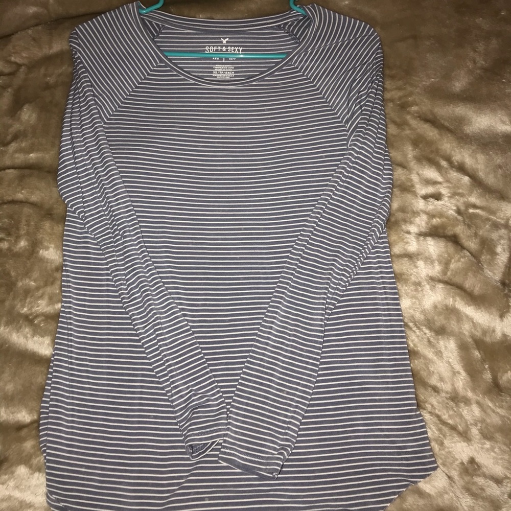 American Eagle soft & sexy long sleeve tee